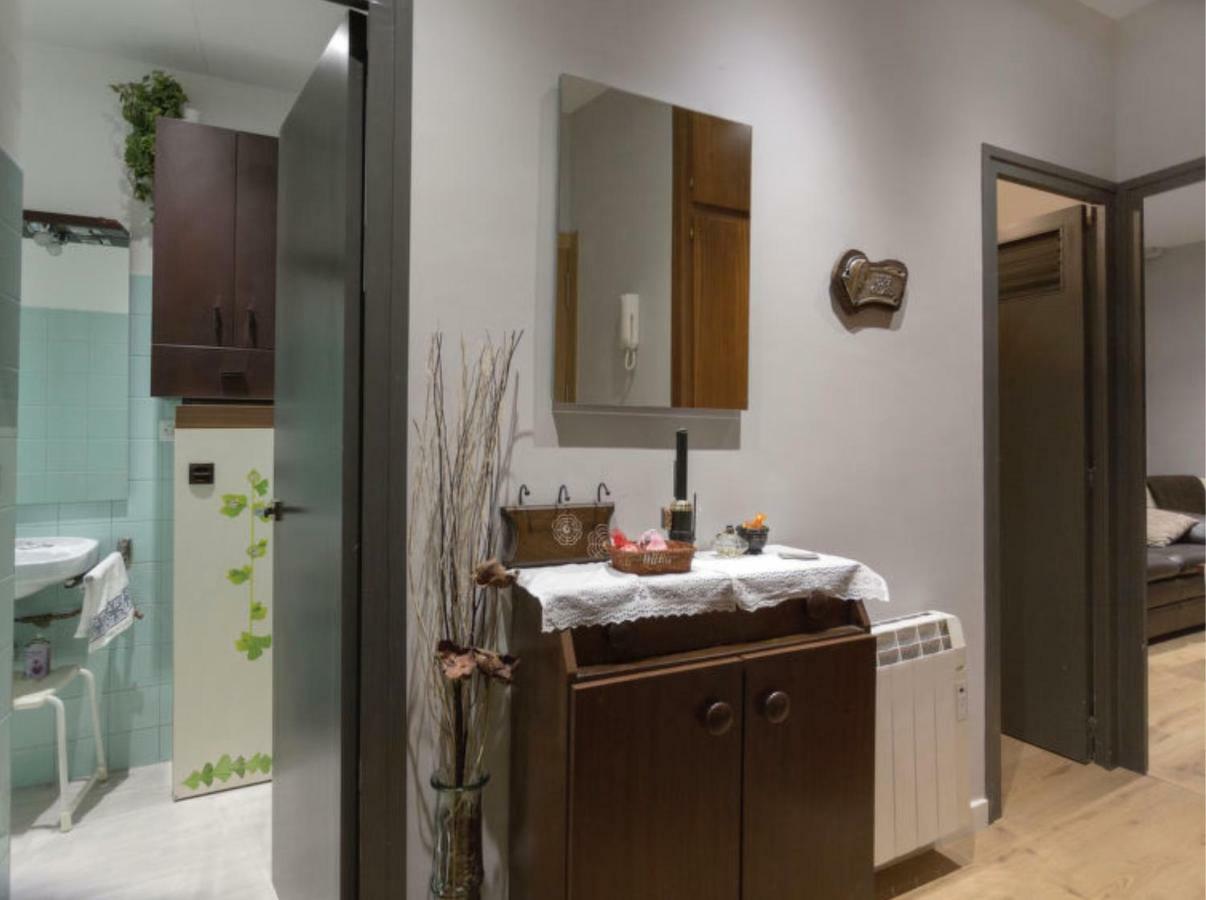Apartamento Centrico Ripoll Ngoại thất bức ảnh
